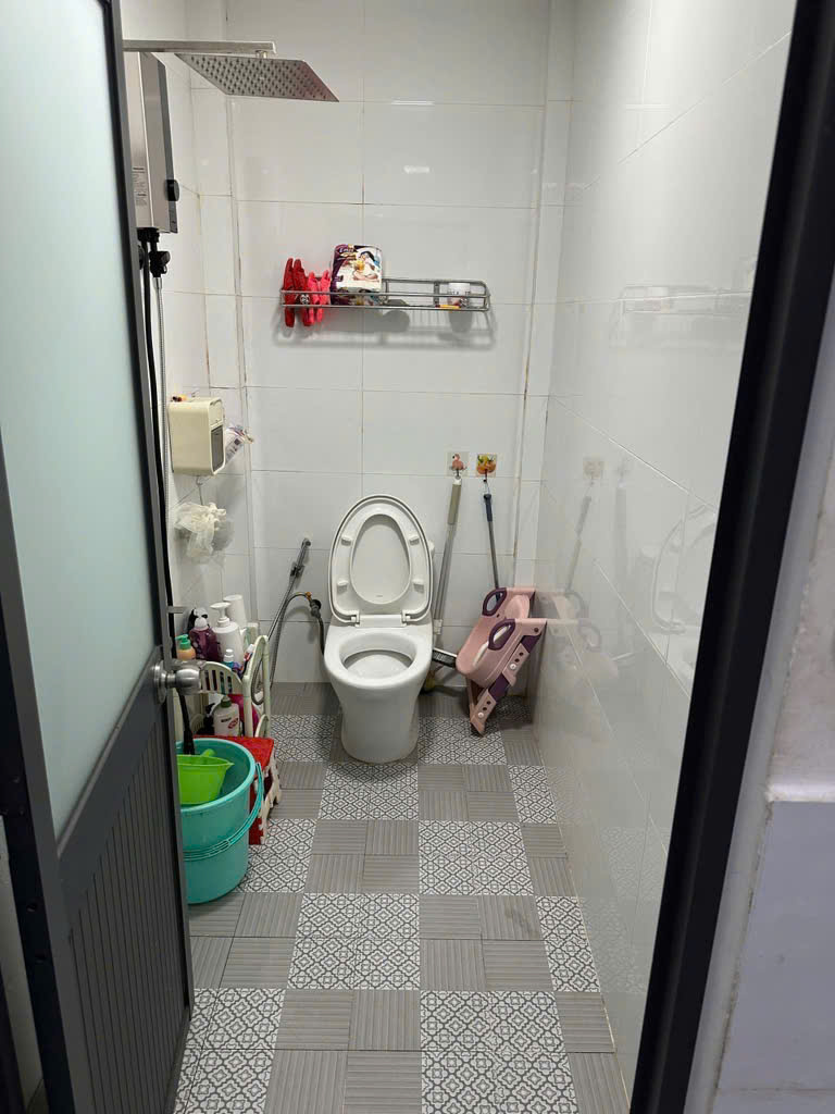 Nhà Đẹp Mới Đầu Hẻm Thuận tiên qua Tân Bình - Gò Vấp