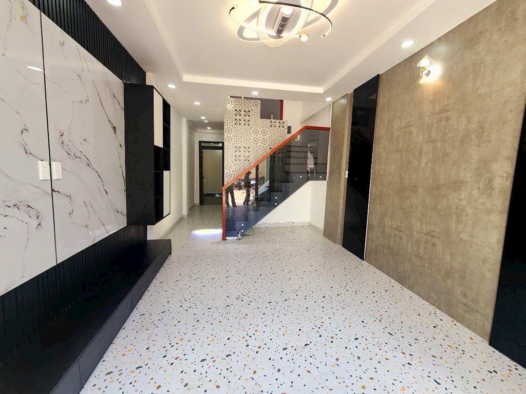 MẶT TIỀN HẺM 6M, Ô TÔ QUAY ĐẦU, ÂU DƯƠNG LÂN Q8, 56M2 2 TẦNG GIÁ 6TỶ