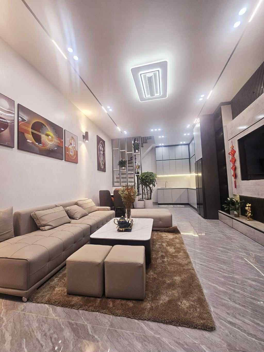NHÀ ĐẸP FULL NỘI THẤT – GIÁ SIÊU HỜI – PHỐ TRƯƠNG ĐỊNH – 45M² – 4 TẦNG – MẶT TIỀN 4.5M