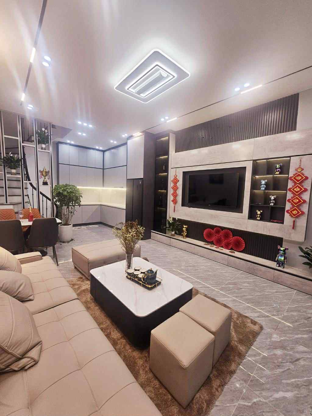 NHÀ ĐẸP FULL NỘI THẤT – GIÁ SIÊU HỜI – PHỐ TRƯƠNG ĐỊNH – 45M² – 4 TẦNG – MẶT TIỀN 4.5M