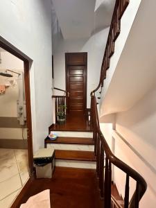 Nhà dân xây, 65m2, nở hậu, có ô chờ thang máy, khu dân cư an ninh, trung tâm quận hbt