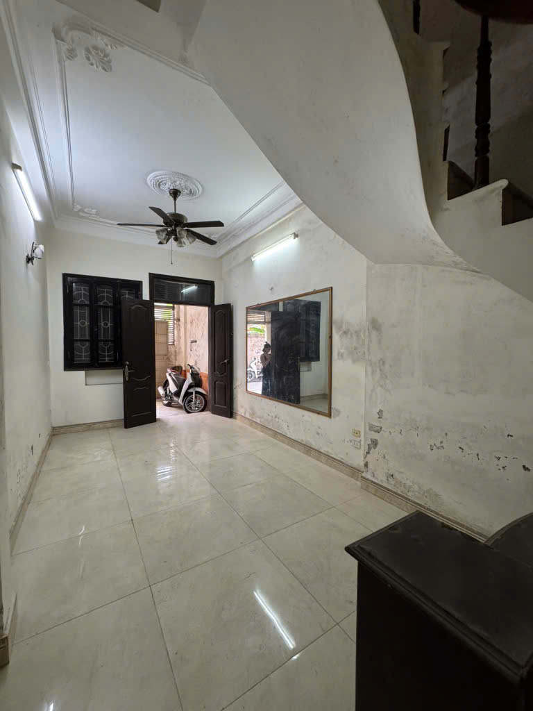 BÁN Nhà TRẦN CUNG - Ô TÔ đỗ, VÀI BƯỚC RA PHỐ 55M2-8 TỶ!