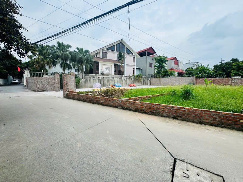 Cần tiền bán đất 90m