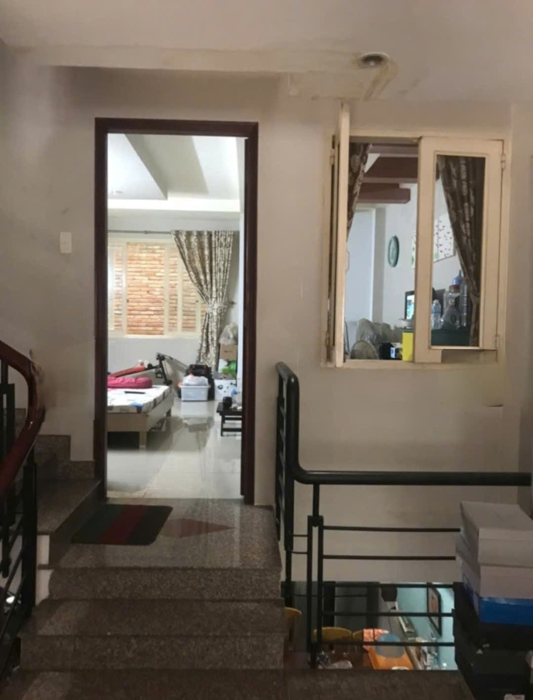 1 SẸC QUANG TRUNG, P11, GÒ VẤP - 90M2 (5x18) VUÔNG,KO LỖI PHONG THỦY - OTO NGỦ TRONG NHÀ
