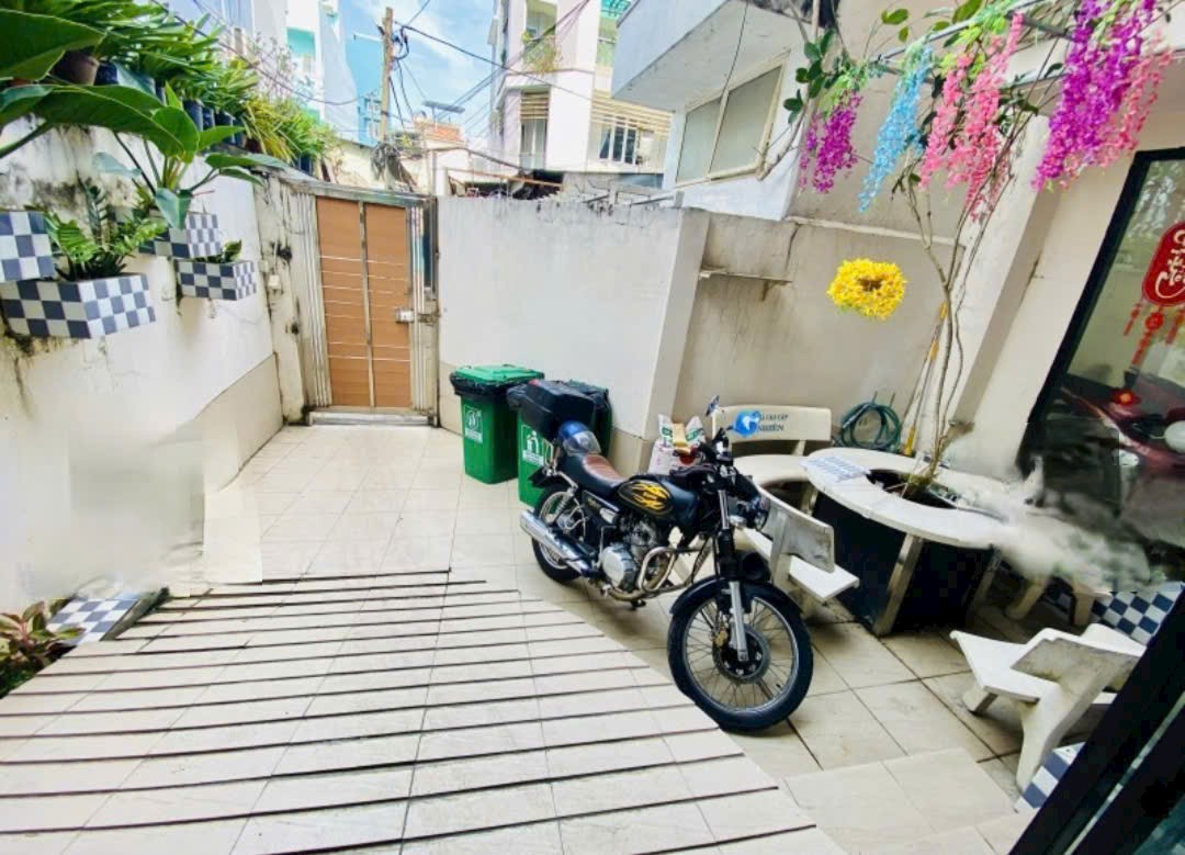 CHDV DƯƠNG QUẢNG HÀM - 5 TẦNG - 177M2 (7x24)