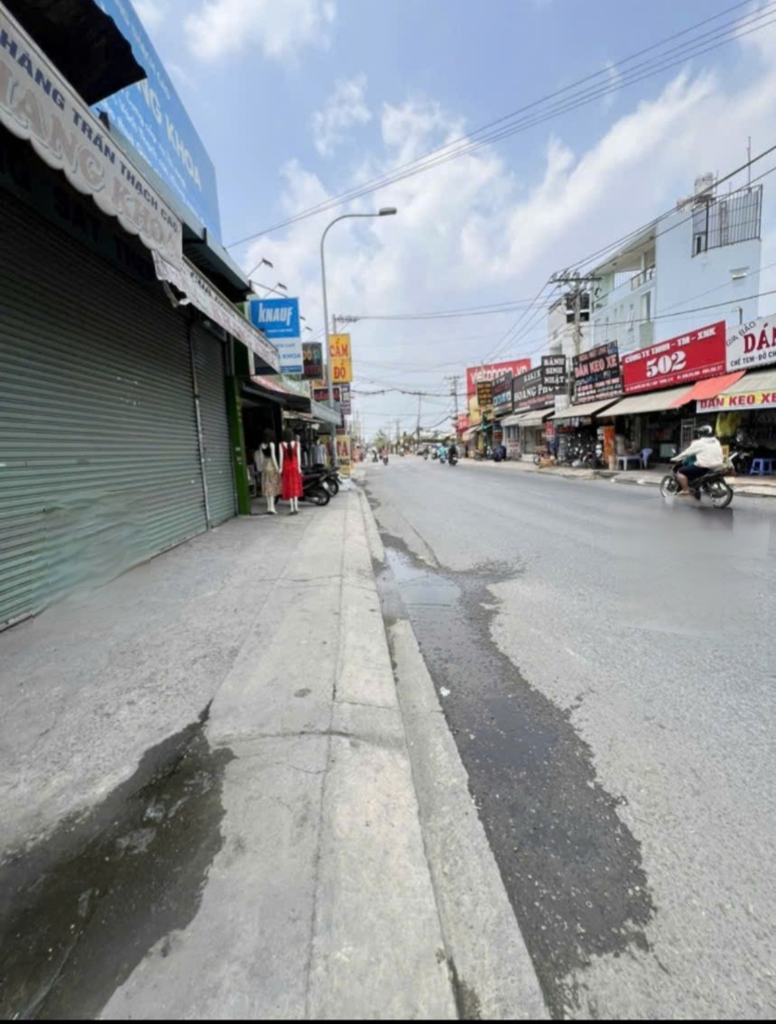 MĂT TIỀN NGUYỄN ẢNH THỦ - NGAY NGÃ TƯ  - 290M2 - 23 PHÒNG