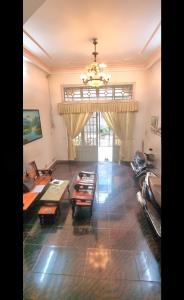 TÂN BÌNH - 3 TẦNG - 80M2 (4,2x19) VUÔNG VỨC - HXH VÀO NHÀ