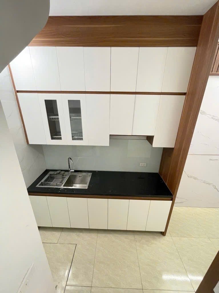 XÂY MỚI KOONG NỘI THẤT CƠ BẢN NGÕ RỘNG THÔNG THOÁNG -GIÁP RANH HOÀN KIẾM - TÂY HỒ