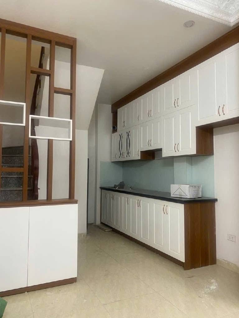 BA ĐÌNH - NHỎ XINH - SÁT MẶT PHỐ - NGÕ THÔNG - 30M x 5 TẦNG - SỔ ĐỎ VUÔNG A4