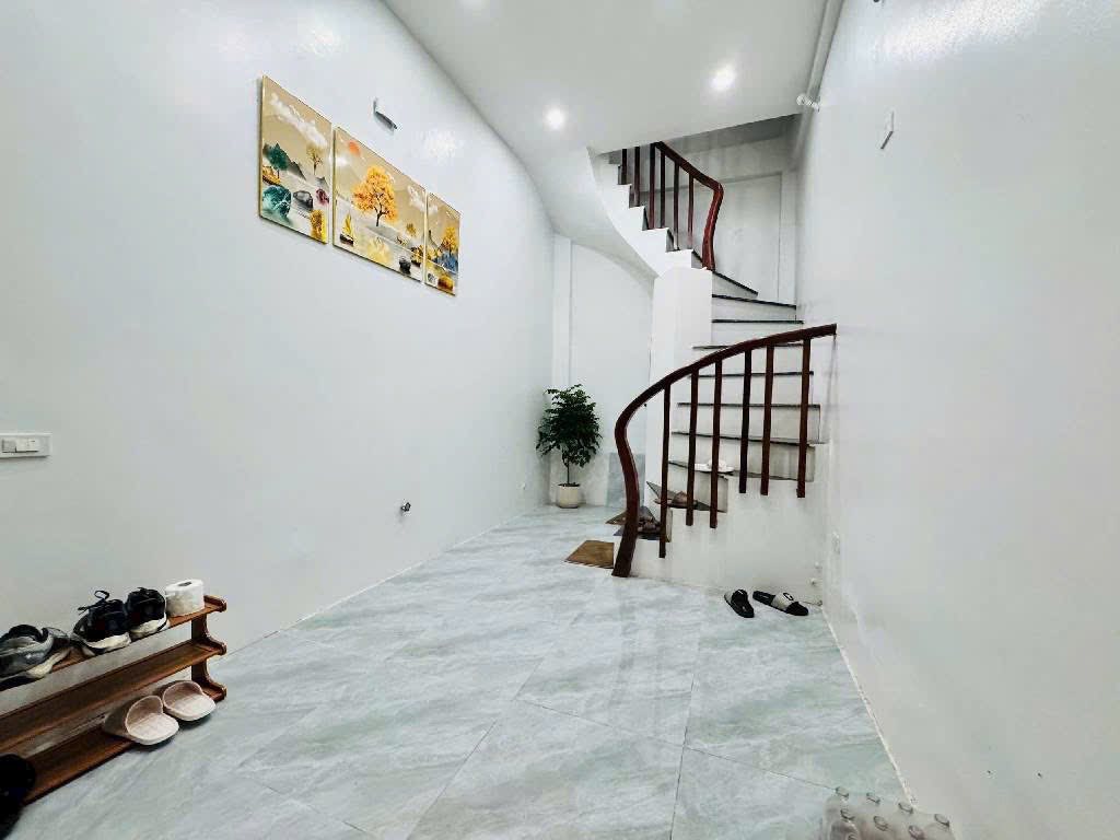 -TRUNG TÂM BA ĐÌNH-LÔ GÓC 3 THOÁNG- NGÕ THÔNG- CỰC HIẾM KO CÓ CĂN THỨ 2  - 7 TẦNG 3 NGỦ - CHỈ 5,95 TỶ