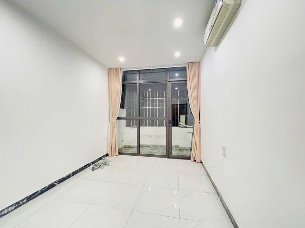 -TRUNG TÂM BA ĐÌNH-LÔ GÓC 3 THOÁNG- NGÕ THÔNG- CỰC HIẾM KO CÓ CĂN THỨ 2  - 7 TẦNG 3 NGỦ - CHỈ 5,95 TỶ