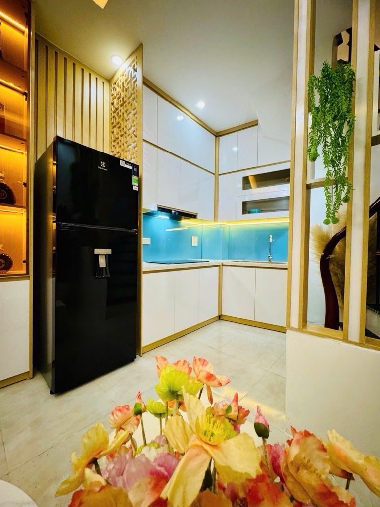 HK HOÀN KIẾM- HÀNG HIẾM - NGÕ THÔNG - FULL NỘI THẤT- KINH DOANH TỐT - NHÀ 2 THOÁNG- 15M RA MẶT PHỐ