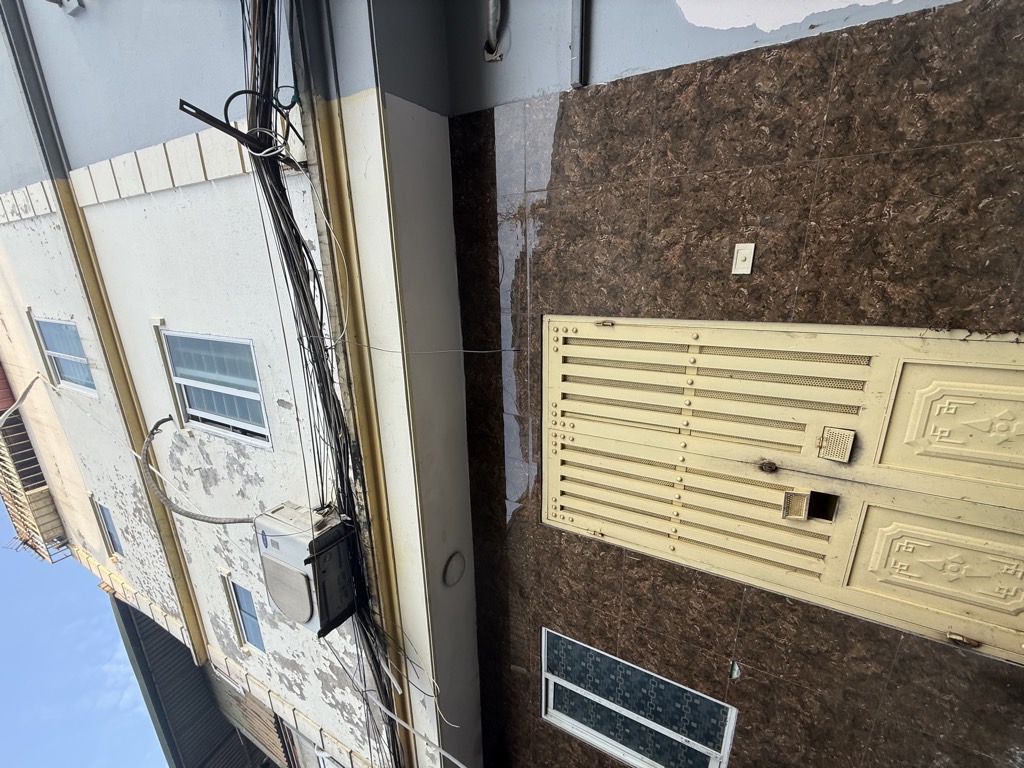 P. HỒNG HÀ- 4 TẦNG - Ô TÔ ĐỖ CỬA - ĐẤT ĐÔ THỊ -  2 TỶ 85 