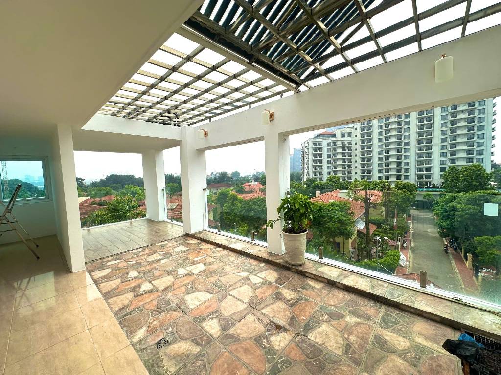 NHÀ ĐẶNG THAI MAI- VIP TÂY HỒ GIÁP RANH BA ĐÌNH - CẦU GIẤY - 3 MẶT THOÁNG- DÂN XÂY KIÊN CỐ- Ô TÔ ĐỖ GẦN - TIỆN ÍCH ĐỈNH