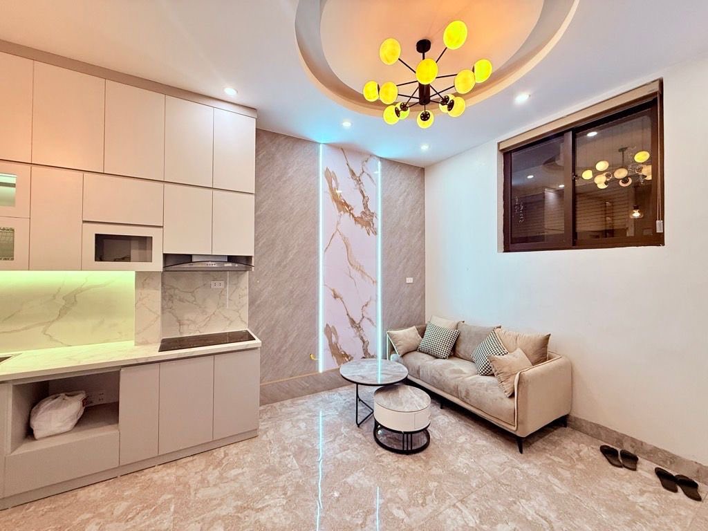 NHÀ AN_DƯƠNG-TÂY HỒ -LÔ GÓC - SÁT MẶT PHỐ - NGÕ THÔNG - NHÀ ĐẸP Ở LUÔN - HỘ KHẨU TÂY HỒ - FULL NỘI THẤT-CHỈ XÁCH VA LI Ở