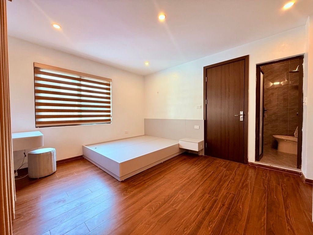 NHÀ AN_DƯƠNG-TÂY HỒ -LÔ GÓC - SÁT MẶT PHỐ - NGÕ THÔNG - NHÀ ĐẸP Ở LUÔN - HỘ KHẨU TÂY HỒ - FULL NỘI THẤT-CHỈ XÁCH VA LI Ở