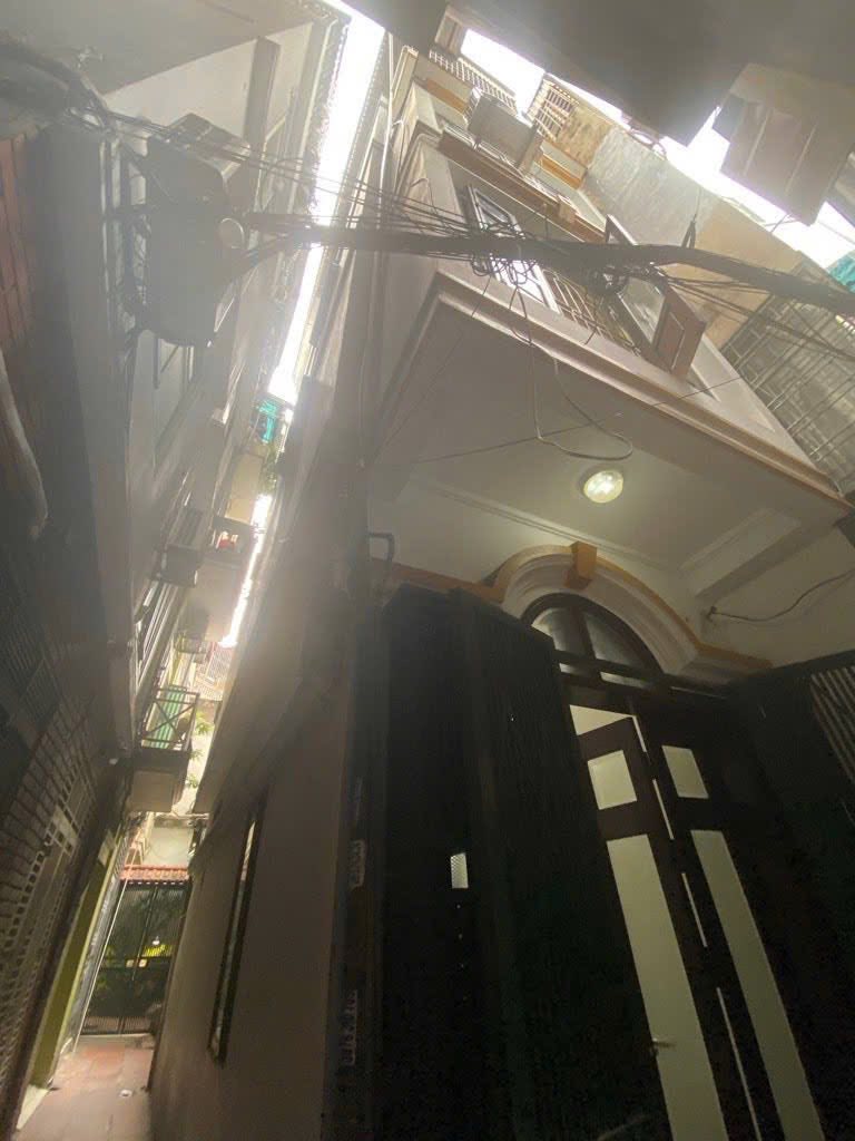 QUÁ HIẾM 5 TẦNG LÔ GÓC 150M RA HỒ TÂY - 7 TỶ 1