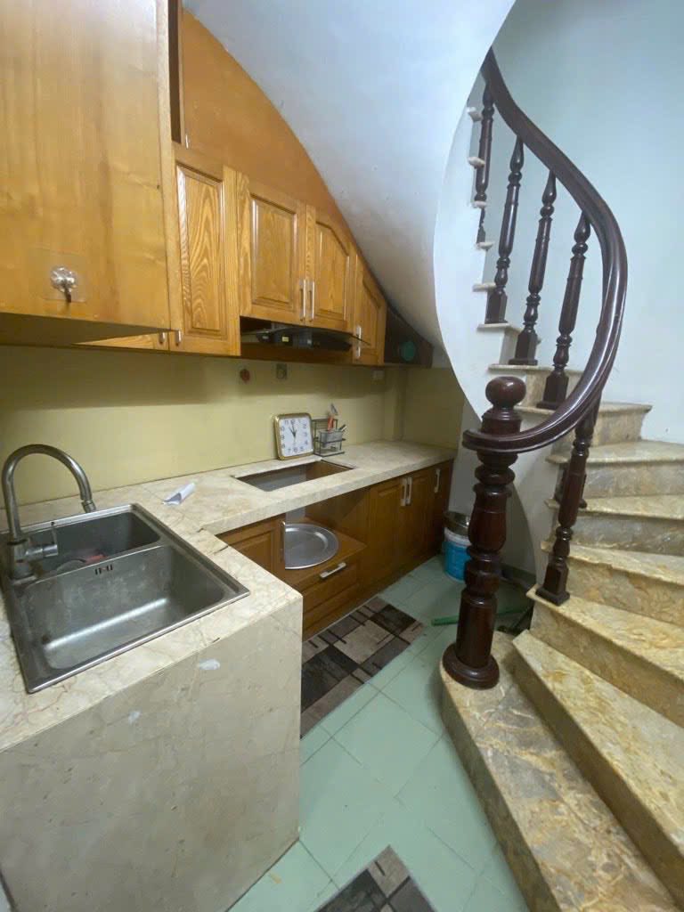 QUÁ HIẾM 5 TẦNG LÔ GÓC 150M RA HỒ TÂY - 7 TỶ 1