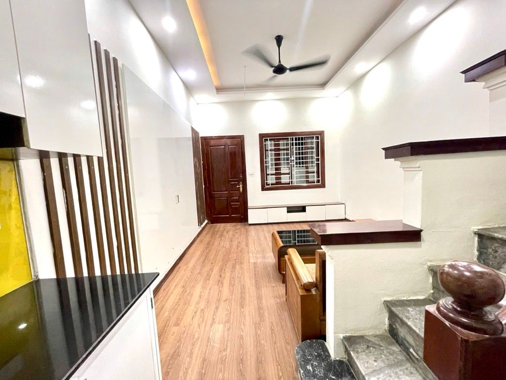 NHÀ ĐẸP  AN DƯƠNG - TÂY HỒ 32M - 5 TẦNG -GẦN PHỐ- NGÕ THÔNG - KINH DOANH ONLINE