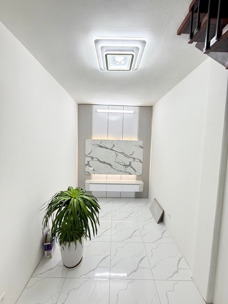 HOÀNG HOA THÁM - BA ĐÌNH -NGÕ THÔNG VÒNG QUANH - VÀI BƯỚC RA PHỐ - NHÀ ĐẸP Ở LUÔN - NHỈNH 3 TỶ