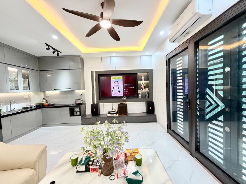 ÂU CƠ - TÂY HỒ - HƠN 3 TỶ S.Ở HỮU NGAY NGAY NHÀ ĐE.P - 3TẦNG - Ô TÔ ĐỖ ĐỖ CỬA - ĐẤT NÂU XỊN - KINH DOANH ONLINE