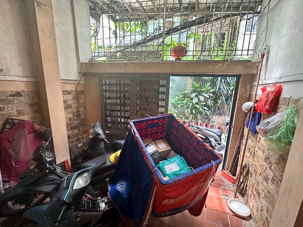 NGUYỄN VĂN CỪ - LONG BIÊN - 70M 4 TẦNG - Ô TÔ ĐỖ CỬA - NHÀ DÂN XÂY CỰC CHẮC - Ô CHỜ THANG MÁY - SỔ NỞ HẬU - ĐẦU TƯ CHỐT 