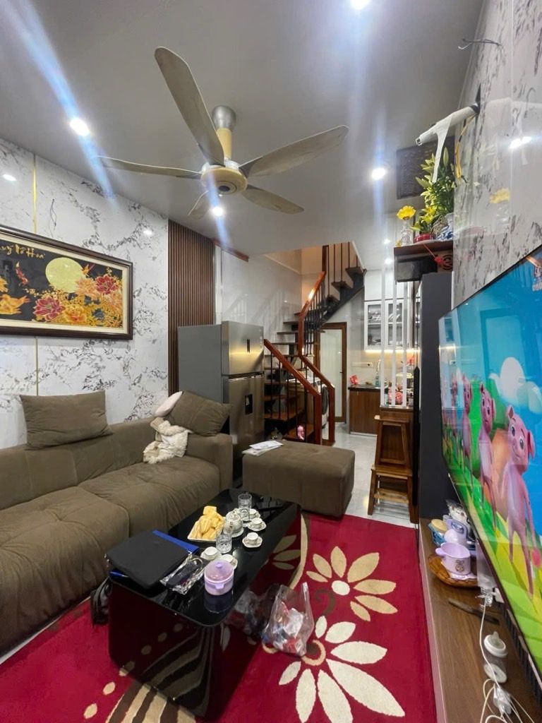 SIÊU PHẨM NHỎ TIỀN NGỌC LÂM - NGÕ BA GÁC TRÁNH - CÁCH PHỐ NGỌC LÂM 70M - CÁCH OTO ĐỖ 20M - NHÀ MỚI Ở LUÔN