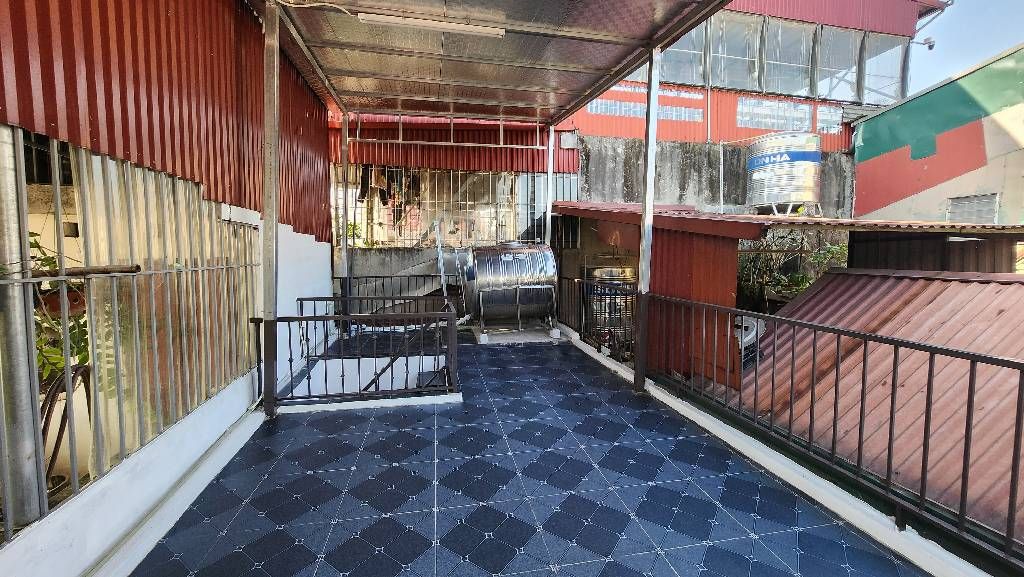 NHÀ MỚI, ĐẸP LONG LANH ĐÓN TẾT- NHÀ 2 THOÁNG . HÀNG HIẾM- NỘI THẤT CƠ BẢN-NGÕ THOÁNG- NHỈNH 7 TỶ