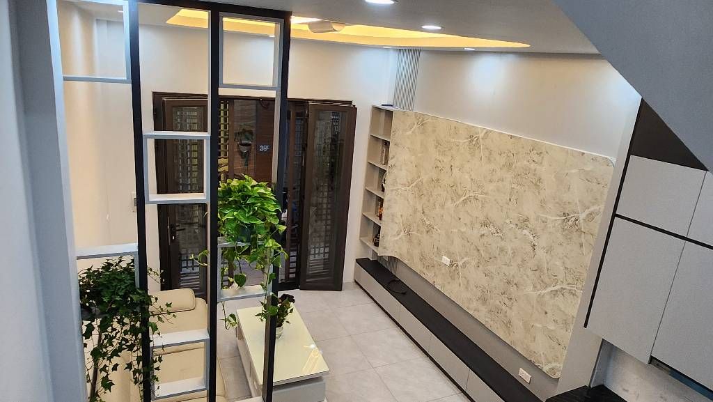 NHÀ MỚI, ĐẸP LONG LANH ĐÓN TẾT- NHÀ 2 THOÁNG . HÀNG HIẾM- NỘI THẤT CƠ BẢN-NGÕ THOÁNG- NHỈNH 7 TỶ