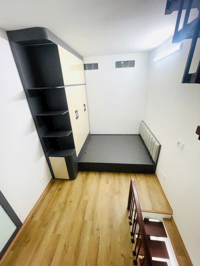 HÀNG HIẾM BA ĐÌNH - SỔ ĐỎ RIÊNG - 4 TẦNG 2 NGỦ - 40M RA MẶT PHỐ - NGÕ THÔNG - TIỆN ÍCH BẠT NGÀN - NHỈNH 4 TỶ