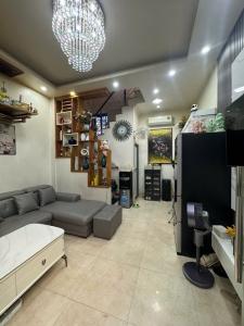 TT BA ĐÌNH- TƯƠNG LAI SÁNG - VÀI BƯỚC RA PHỐ - GIÁP PHỐ CỔ  - GẦN TRƯỜNG     