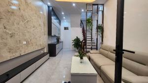 NHÀ MỚI, ĐẸP LONG LANH ĐÓN TẾT- NHÀ 2 THOÁNG . HÀNG HIẾM- NỘI THẤT CƠ BẢN-NGÕ THOÁNG- NHỈNH 7 TỶ