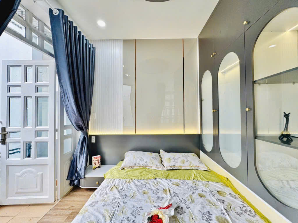NHÀ( 32 M2) 3TẦNG,2PN LỚN ,3WC, NGUYỄN DU. 4.85 TỶ PHƯỜNG 7 Gò Vấp