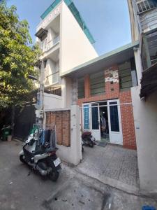 VCẦN BÁN GẤP NHÀ 1 SẸC(61M2) ,NGUYỄN VĂN QUÁ ,Q12,P TÂN HƯNG THUẬN GIÁ 3,3 TỶ