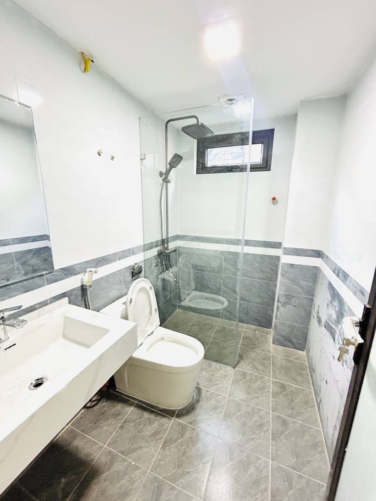 Bán Nhà Phố Khu Kim Đồng, Hoàng Mai 36m2,6 Tầng,Lô Góc, Ngõ Thông, Ô Tô Đỗ Cửa, Nhỉnh 8Tỷ