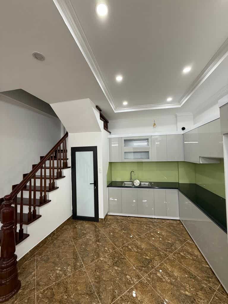 Bán Nhà Mặt Ngõ Định Công, Ô Tô đỗ cửa, ngõ thông, 33m2 5 Tầng MT 5m chỉ 7,x tỷ