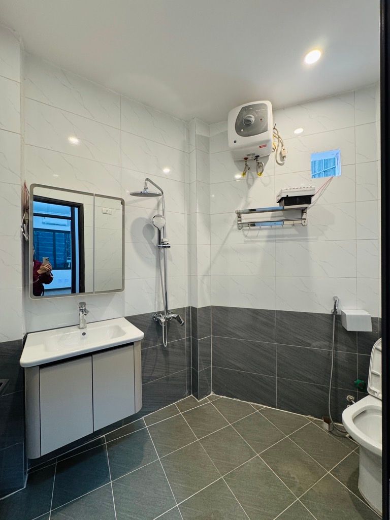 Bán nhà Mai Động, Hoàng Mai 34m2 Mt 4,3m xây 5 tầng mới đẹp, full nội thất, ngõ thông,ôtô