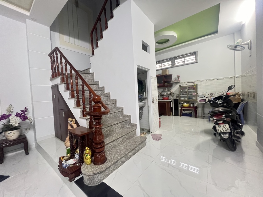 BÁN NHÀ 4 TẦNG_ 54M2_ HXH_ GIÁ 6,5 TỶ
