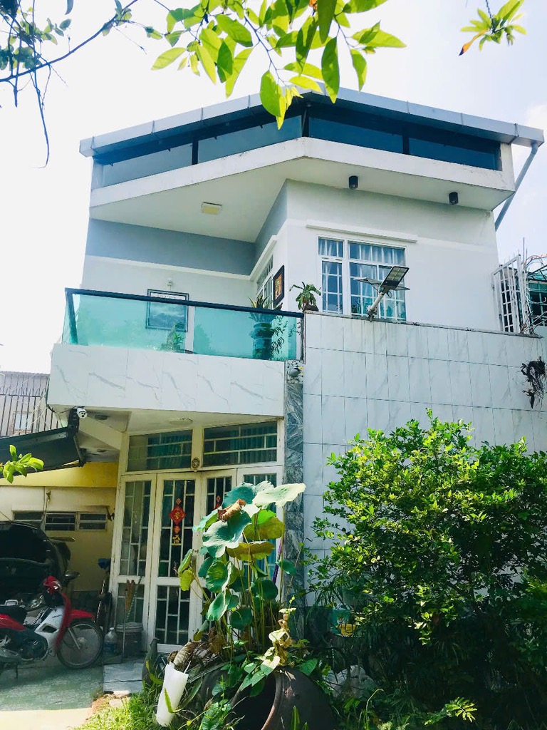 NHÀ BÁN: HXH QUỐC LỘ 13 CŨ_ NHÀ SÂN VƯỜN 294M2, 2 TẦNG_ GIÁ 13,9 TỶ