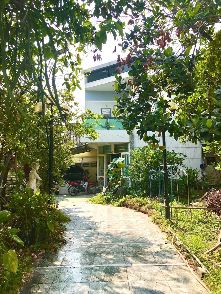 NHÀ BÁN: HXH QUỐC LỘ 13 CŨ_ NHÀ SÂN VƯỜN 294M2, 2 TẦNG_ GIÁ 13,9 TỶ