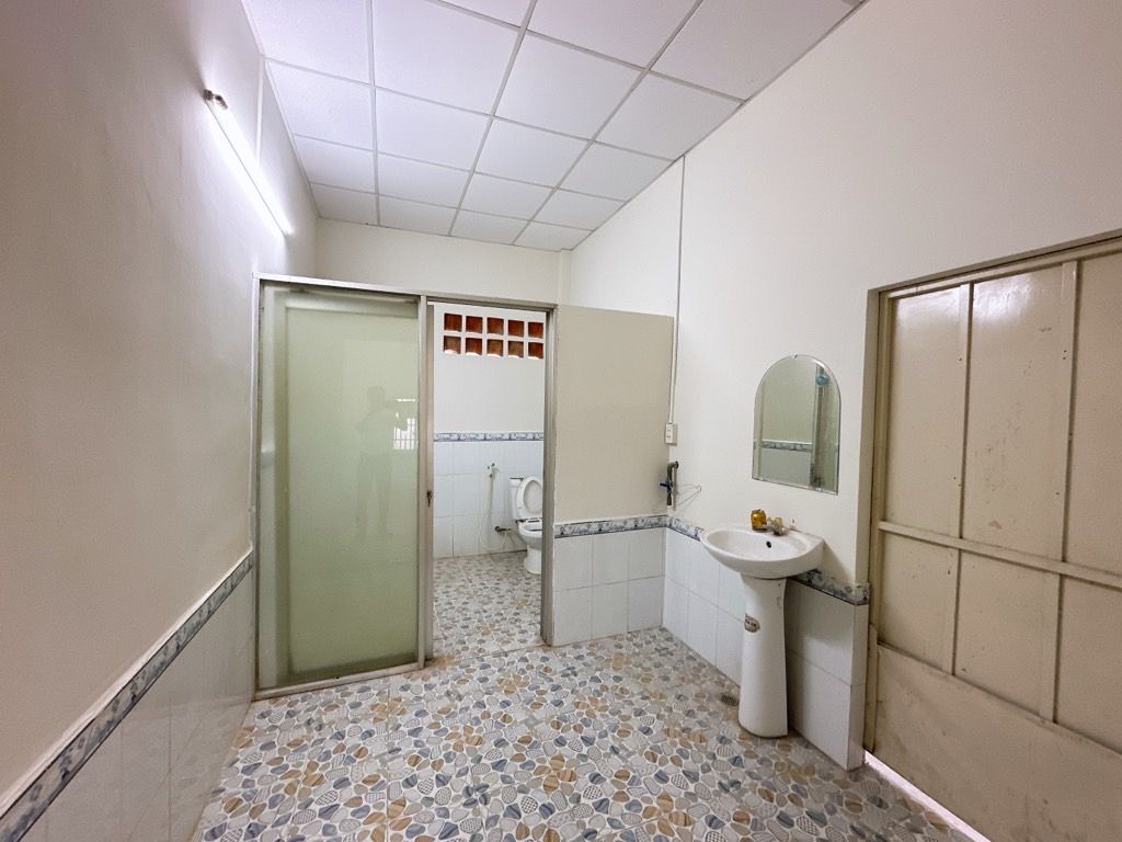 NHÀ 3 MẶT THOÁNG, HXH QUỐC LỘ 13, CẠNH KHU ĐÔ THỊ VẠN PHÚC_ 125M2_ GIÁ 10 TỶ