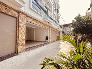 Bán nhà Long Biên ô tô đỗ cửa thang máy sẵn sàng