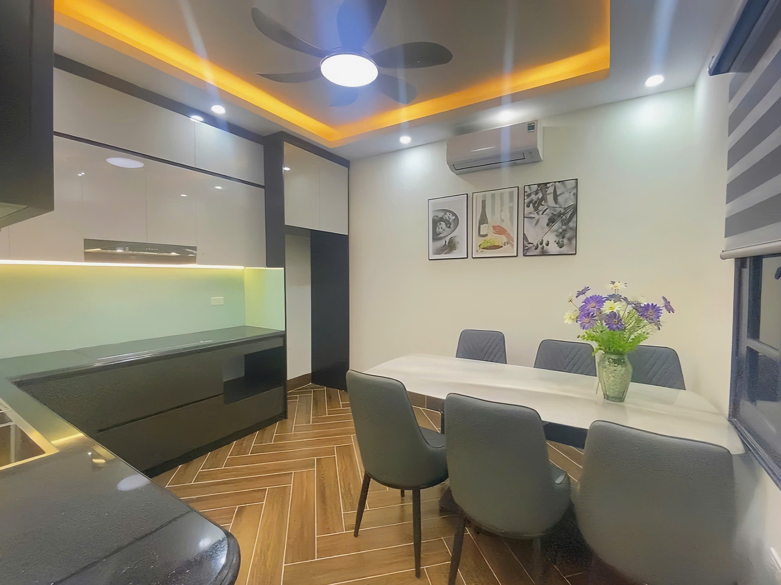 HOA HẬU VẠN PHÚC - LÔ GÓC - THANG MÁY NHẬP KHẨU - Ô TÔ DỪNG ĐỖ - MẶT ĐƯỜNG TRỤC LỚN - KINH DOANH BẤT CHẤP