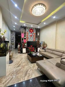 BÁN CĂN LIỀN KỀ LA KHÊ, MẶT TIỀN ĐẸP, THANG MÁY NHẬP KHẨU, 50M2 - NHỈNH 16 TỶ