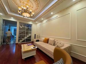 BÁN CĂN LIỀN KỀ KĐT LA KHÊ - HÀ ĐÔNG, MẶT TIỀN ĐẸP. 83m2 5 TẦNG THANG MÁY