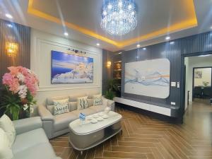 HOA HẬU VẠN PHÚC - LÔ GÓC - THANG MÁY NHẬP KHẨU - Ô TÔ DỪNG ĐỖ - MẶT ĐƯỜNG TRỤC LỚN - KINH DOANH BẤT CHẤP