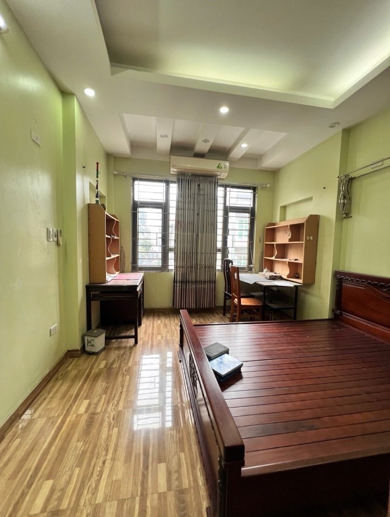 Bán nhà Nguyễn Chí Thanh_mặt ngõ ô tô tránh_thang máy_20m ra mặt phố_giá chào 65 tỷ