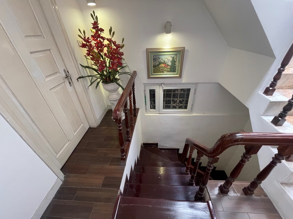 Bán nhà Thái Hà_ô tô đỗ cổng_nhà đẹp mê ly_giá tốt_65m2_giá chào 16,5 tỷ