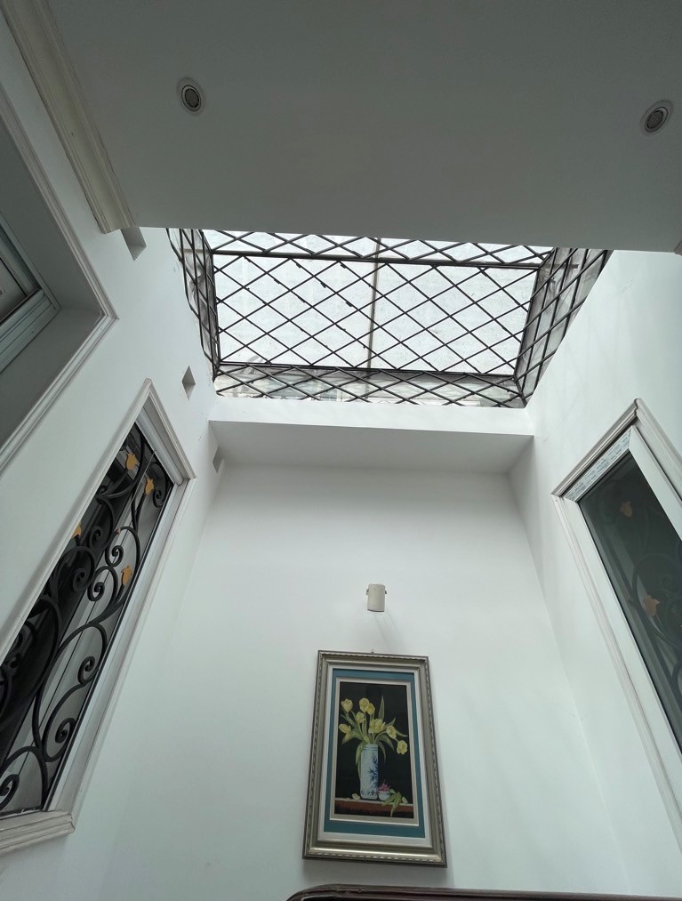 Bán nhà Thái Hà_ô tô đỗ cổng_nhà đẹp mê ly_giá tốt_65m2_giá chào 16,5 tỷ