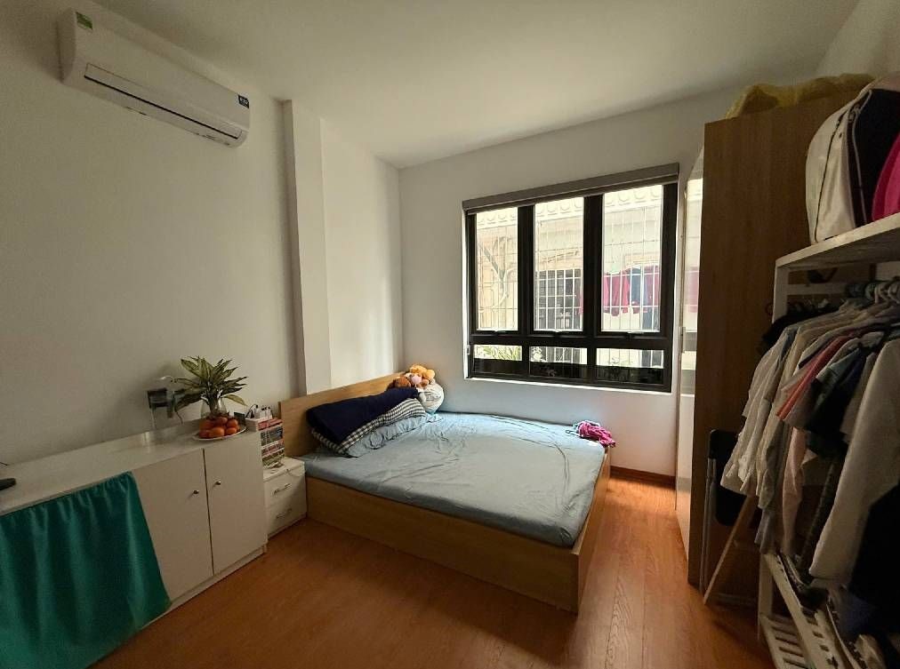 Bán nhà Nguyễn Chí Thanh_ô tô đỗ cửa_giữ tiền tốt_vuông vắn_gd ngay_50m2_giá chào 20 tỷ